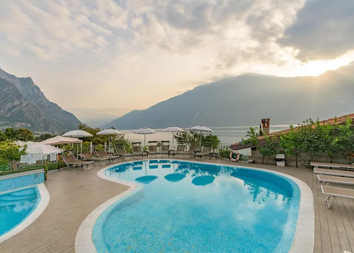 Garda Suite Hotel (Adults Only)